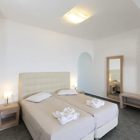 Erato Aparthotel Fira (Santorini)